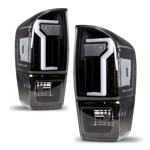 Winjet TAIL LIGHTS