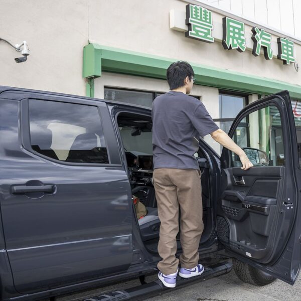 Rival Running Boards Black Powdercoat