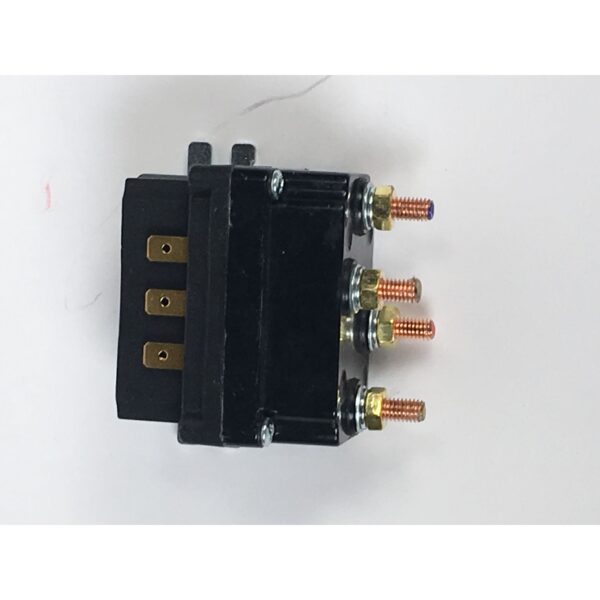 CONTACTOR