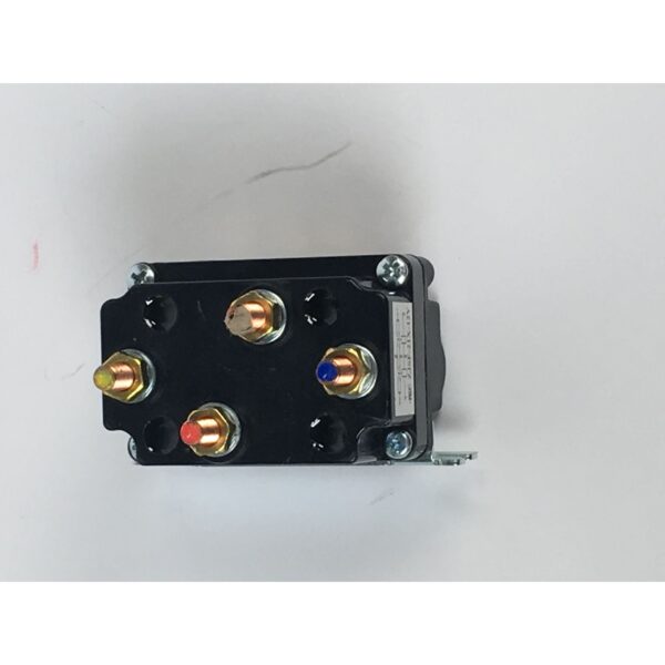 CONTACTOR