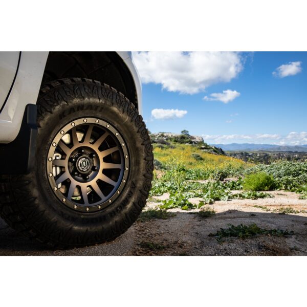 ICON ALLOYS COMPRESSION BRONZE - 17 X 8.5 / 6 X 5.5 / 0MM / 4.75" BS