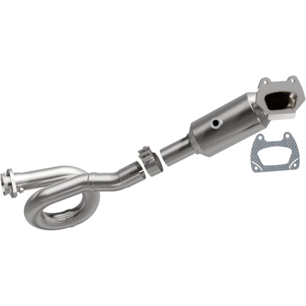 MagnaFlow OEM Grade Federal / EPA Compliant Direct-Fit Catalytic Converter 21-029