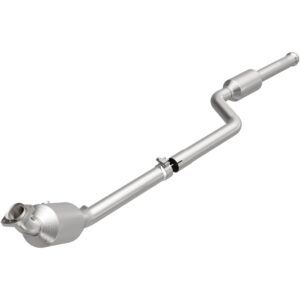MagnaFlow OEM Grade Federal / EPA Compliant Direct-Fit Catalytic Converter 21-492