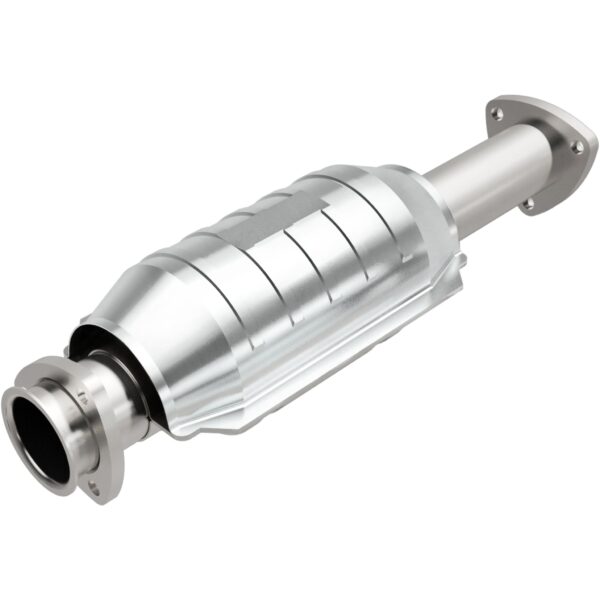 MagnaFlow 1986-1990 Saab 900 Standard Grade Federal / EPA Compliant Direct-Fit Catalytic Converter