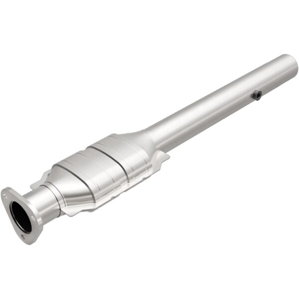 MagnaFlow HM Grade Federal / EPA Compliant Direct-Fit Catalytic Converter 23204