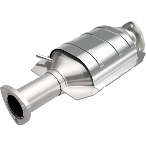 MagnaFlow Standard Grade Federal / EPA Compliant Direct-Fit Catalytic Converter 23504