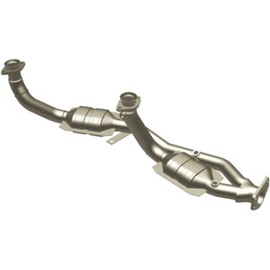 MagnaFlow 1999-2000 Ford Windstar HM Grade Federal / EPA Compliant Direct-Fit Catalytic Converter