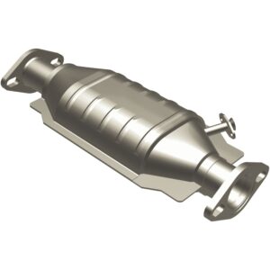 MagnaFlow 1981-1983 Toyota Pickup Standard Grade Federal / EPA Compliant Direct-Fit Catalytic Converter