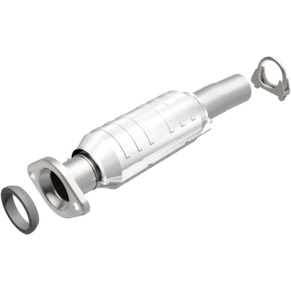 MagnaFlow 2004-2006 Toyota Sienna HM Grade Federal / EPA Compliant Direct-Fit Catalytic Converter