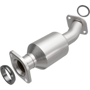 MagnaFlow 2017-2020 Toyota Sienna OEM Grade Federal / EPA Compliant Direct-Fit Catalytic Converter