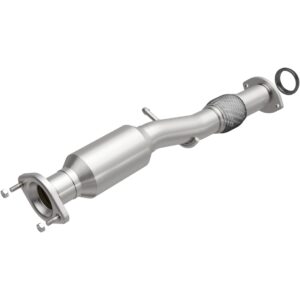 MagnaFlow 2017-2022 Toyota Highlander OEM Grade Federal / EPA Compliant Direct-Fit Catalytic Converter