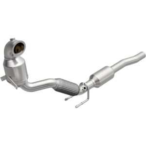 MagnaFlow 2016-2018 Volkswagen Jetta OEM Grade Federal / EPA Compliant Direct-Fit Catalytic Converter