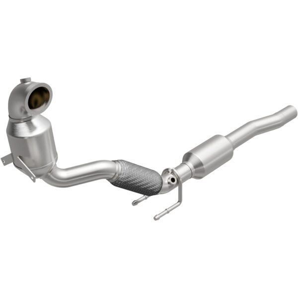 MagnaFlow 2016-2018 Volkswagen Jetta OEM Grade Federal / EPA Compliant Direct-Fit Catalytic Converter