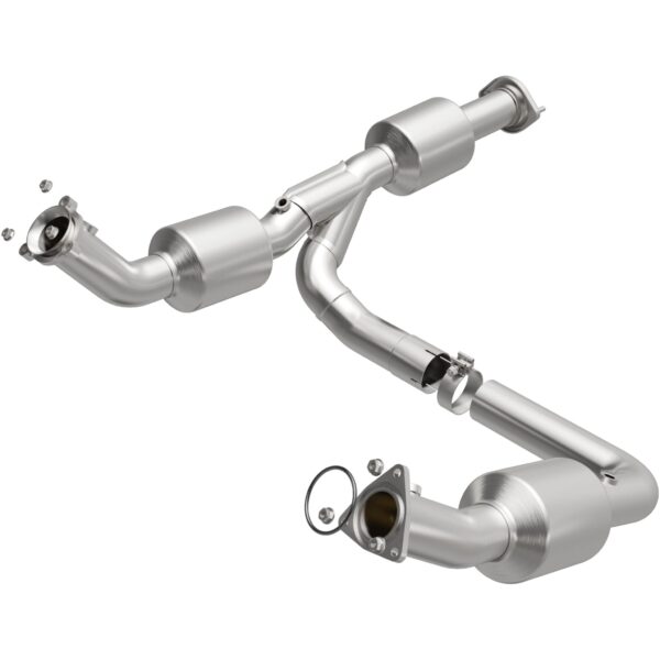 MagnaFlow OEM Grade Federal / EPA Compliant Direct-Fit Catalytic Converter 280210