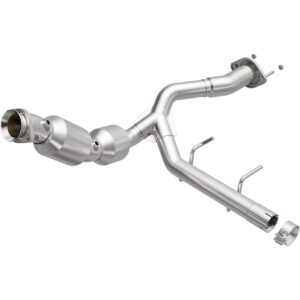 MagnaFlow 2021-2023 Ford F-150 OEM Grade Federal / EPA Compliant Direct-Fit Catalytic Converter