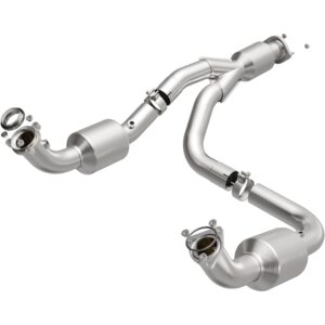 MagnaFlow OEM Grade Federal / EPA Compliant Direct-Fit Catalytic Converter 280505