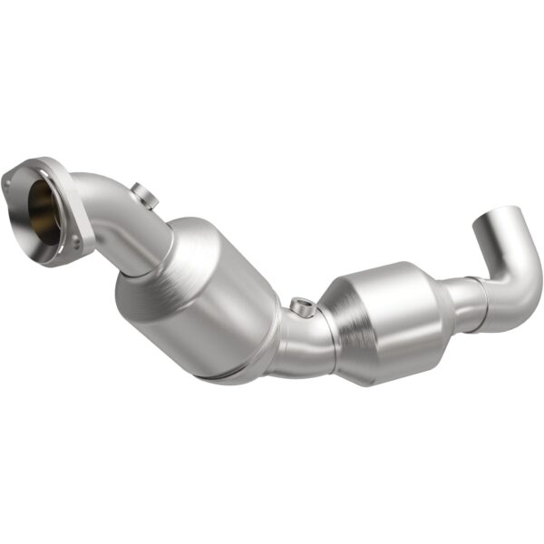 MagnaFlow OEM Grade Federal / EPA Compliant Direct-Fit Catalytic Converter 280757