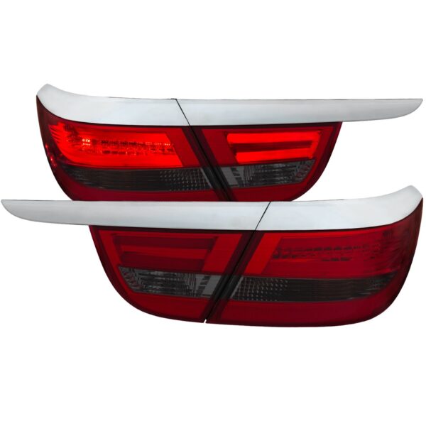 Tail Light Assembly