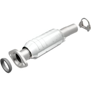 MagnaFlow 2004-2006 Toyota Sienna OEM Grade Federal / EPA Compliant Direct-Fit Catalytic Converter