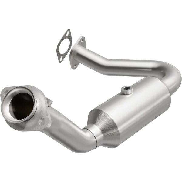 MagnaFlow OEM Grade Federal / EPA Compliant Direct-Fit Catalytic Converter 49677