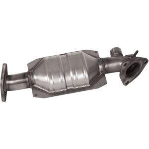 MagnaFlow Standard Grade Federal / EPA Compliant Direct-Fit Catalytic Converter 50222