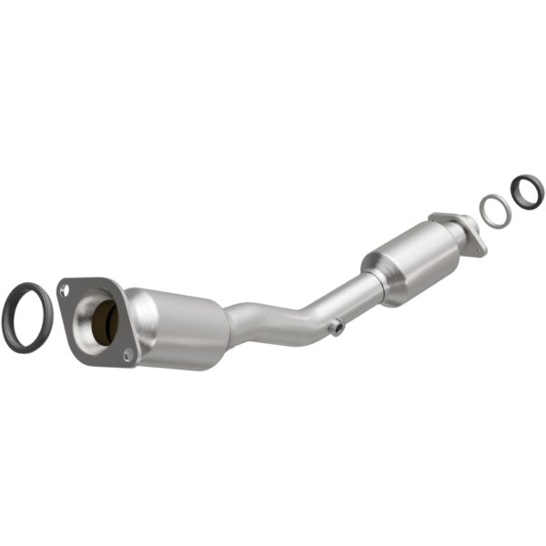 MagnaFlow 2009-2014 Nissan Cube OEM Grade Federal / EPA Compliant Direct-Fit Catalytic Converter