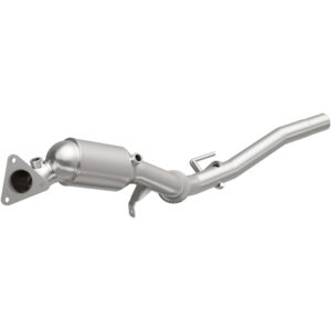 MagnaFlow OEM Grade Federal / EPA Compliant Direct-Fit Catalytic Converter 52411