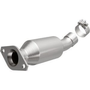 MagnaFlow 2012-2019 Toyota Prius C OEM Grade Federal / EPA Compliant Direct-Fit Catalytic Converter