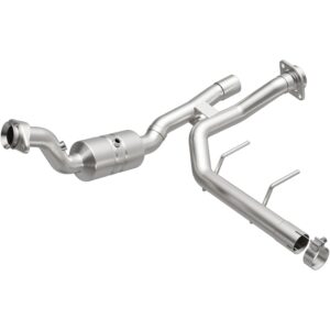 MagnaFlow 2017-2018 Ford F-150 OEM Grade Federal / EPA Compliant Direct-Fit Catalytic Converter