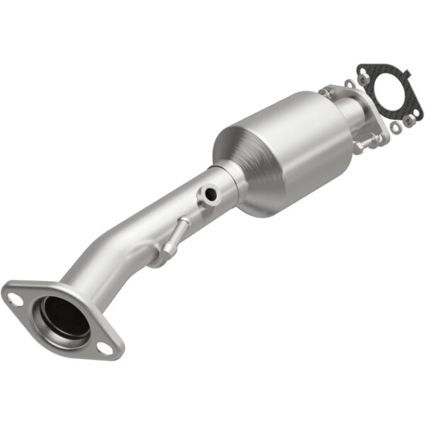 MagnaFlow OEM Grade Federal / EPA Compliant Direct-Fit Catalytic Converter 52690