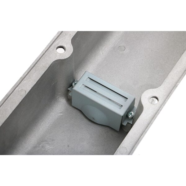 TRANS-DAPT PERFORMANCE PRODUCTS FINNED STYLE RETRO VALVE COVERS; SHORT; 1958-1986 CHEVROLET 283-350- ALUMINUM