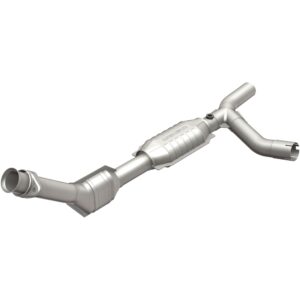 MagnaFlow HM Grade Federal / EPA Compliant Direct-Fit Catalytic Converter 93151