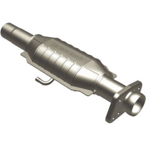 MagnaFlow Standard Grade Federal / EPA Compliant Direct-Fit Catalytic Converter 93456