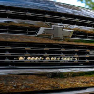 S8 20 Inch Grille Light Bar Kit