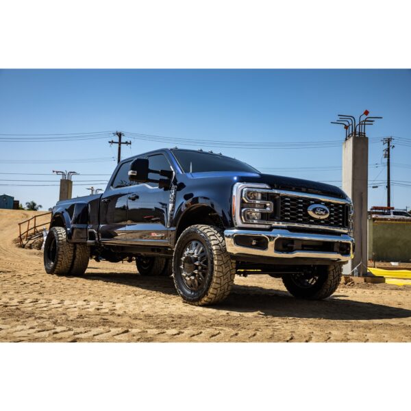 ICON 2023 Ford F-250/F-350 Super Duty 4WD, 2.5-3" Lift, Stage 5 Coilover Conversion System with Radius Arms