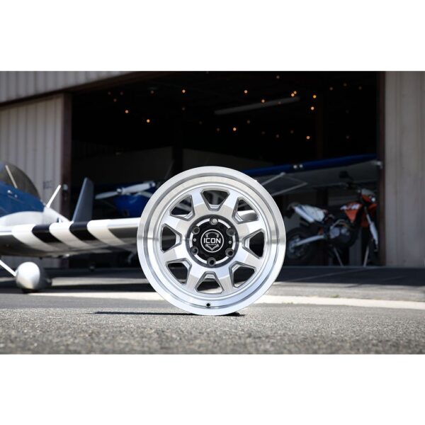 ICON Alloys Nuevo, Silver Machined, 17 x 8.5 / 5 x 5, -6mm Offset, 4.5" BS