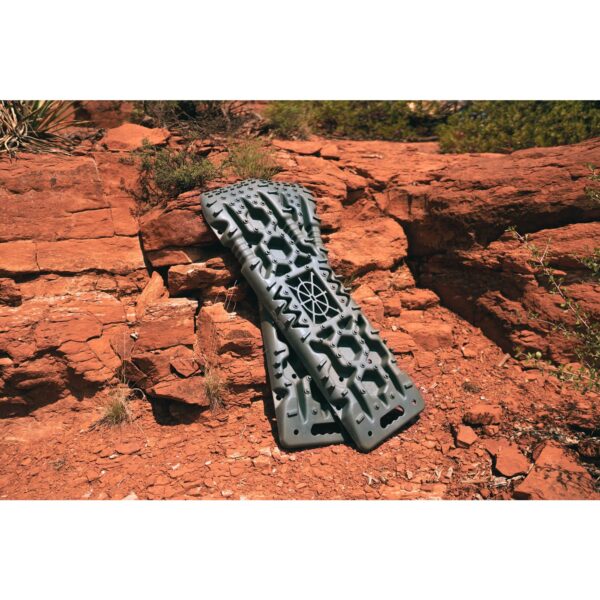 DV8 Offroad Traction Board - RTB1-01OL